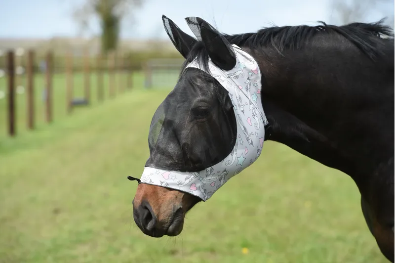 WeatherBeeta Deluxe Stretch Eye Saver With Ears - Sea Unicorn