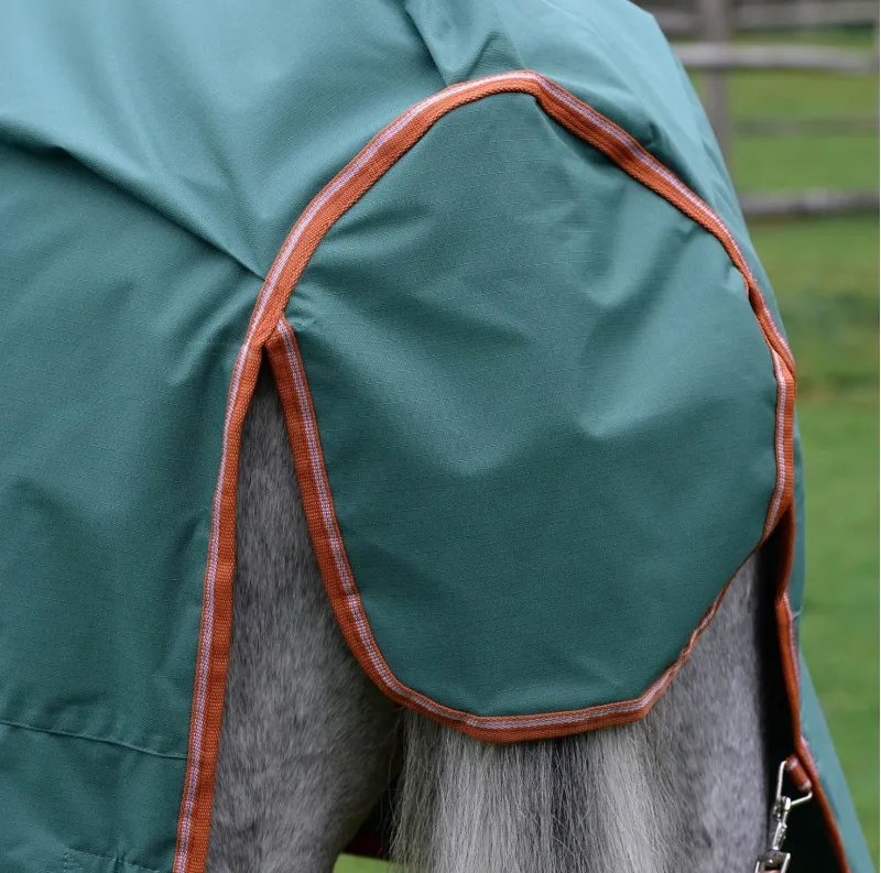 WeatherBeeta ComFiTec Tyro 200g Turnout Rug - Green/Burnt Orange-4