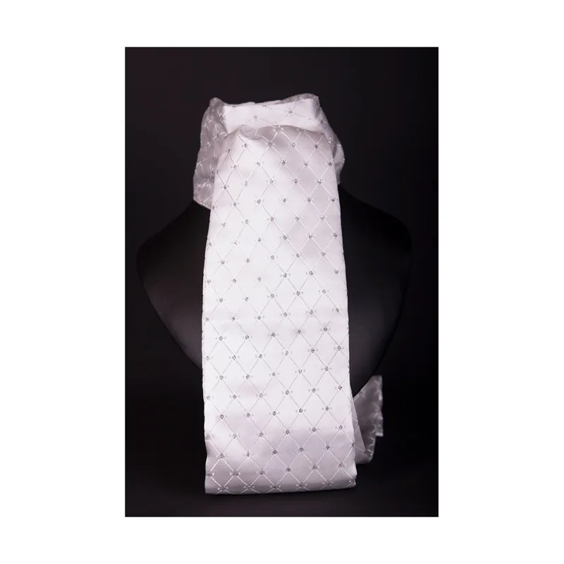 ShowQuest Vintage Samlesbury Untied Stock - White