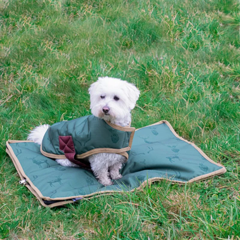 Benji and Flo Divine Deer Dog Bed - Moss/Merlot/Fawn-2
