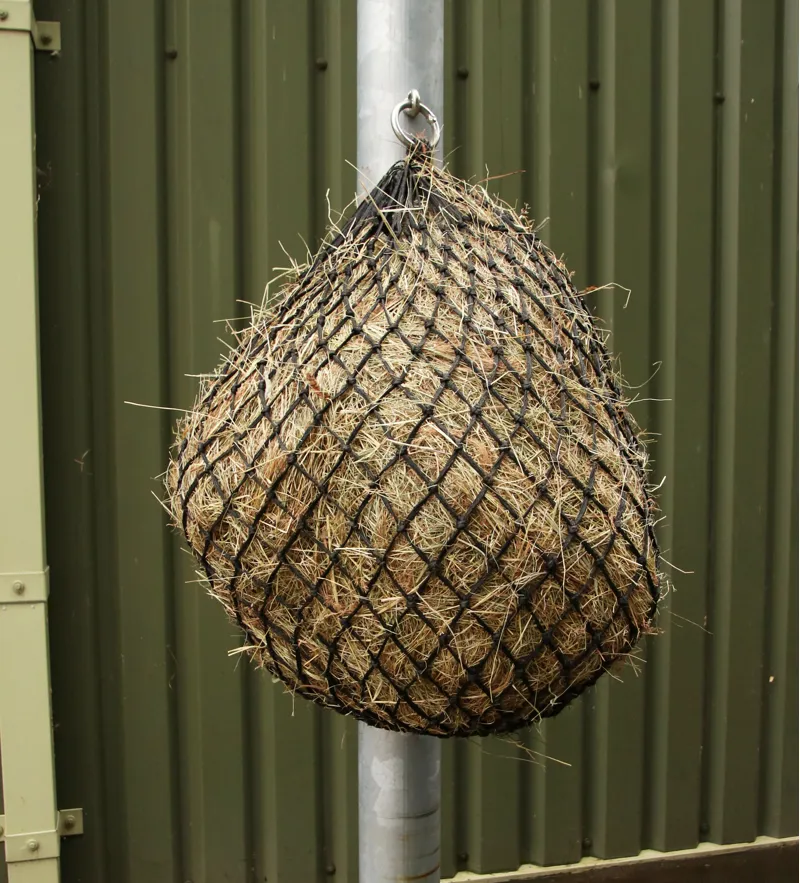 Lincoln Small Mesh Hay Net-2