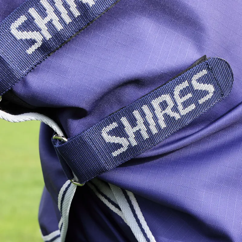 Shires Highlander Original 0g Lite Turnout Rug and Neck Set - Navy-3