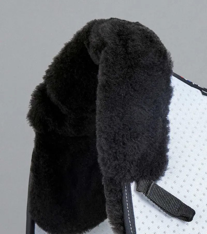 Premier Equine Close Contact Airtechnology Shockproof Wool Dressage Square - White/Black-2