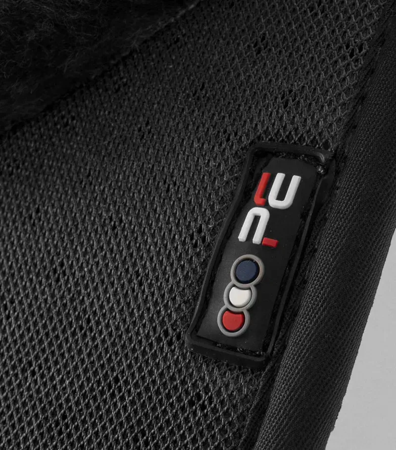 Premier Equine Close Contact Airtechnology Shockproof Wool GP/Jump Square - Black/Black-1