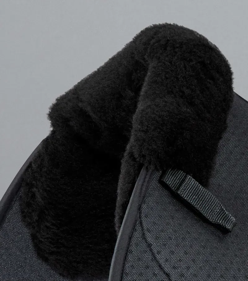 Premier Equine Close Contact Airtechnology Shockproof Wool GP/Jump Square - Black/Black-2