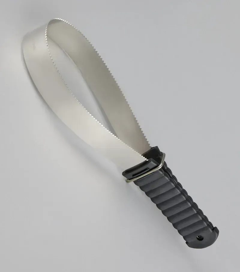 Premier Equine Flexi Metal Sweat Scraper and Shedding Tool - Black