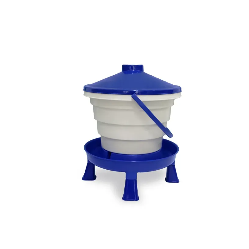 Gaun Bucket Drinker With Legs 15L - Blue/White
