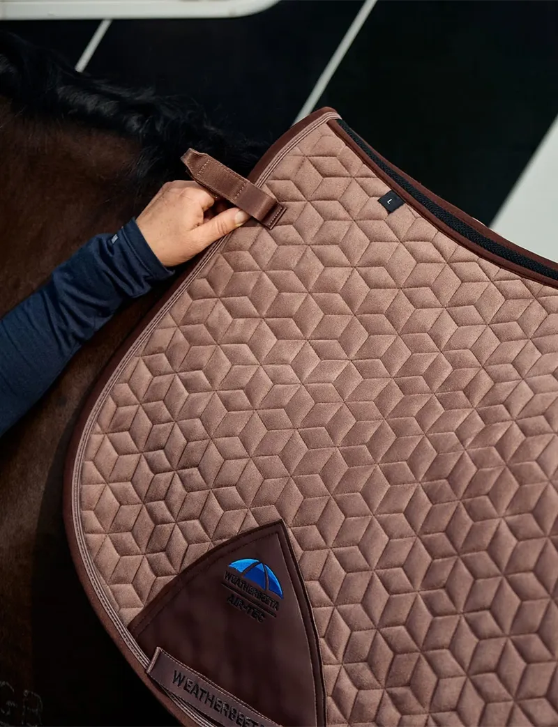 WeatherBeeta Suede Elite Air-Tec Jump Shaped Saddle Pad - Fawn-3