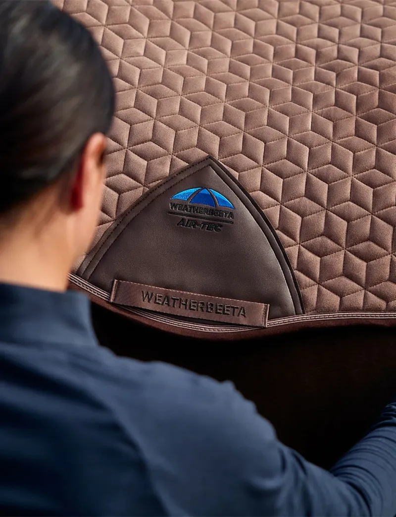 WeatherBeeta Suede Elite Air-Tec Jump Shaped Saddle Pad - Fawn-6