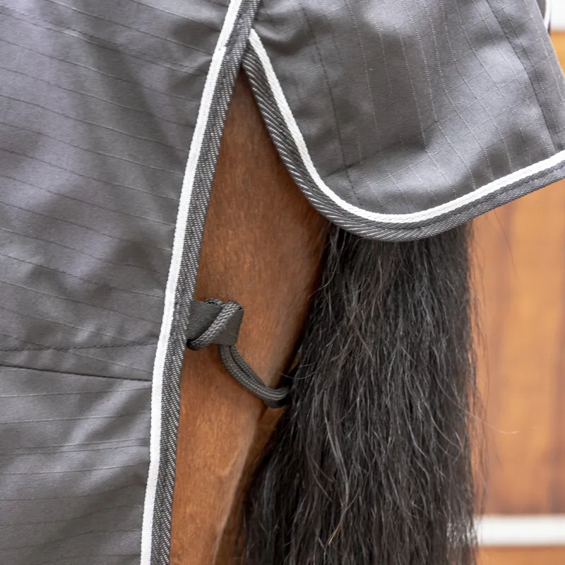 Shires Tempest Original 0g Lite Stable Rug - Black-4