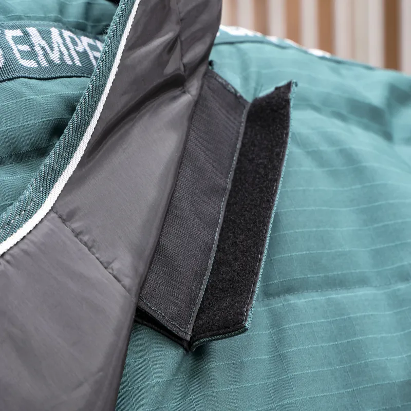 Shires Tempest Original 200g Stable Rug and Neck Set - Emerald-2