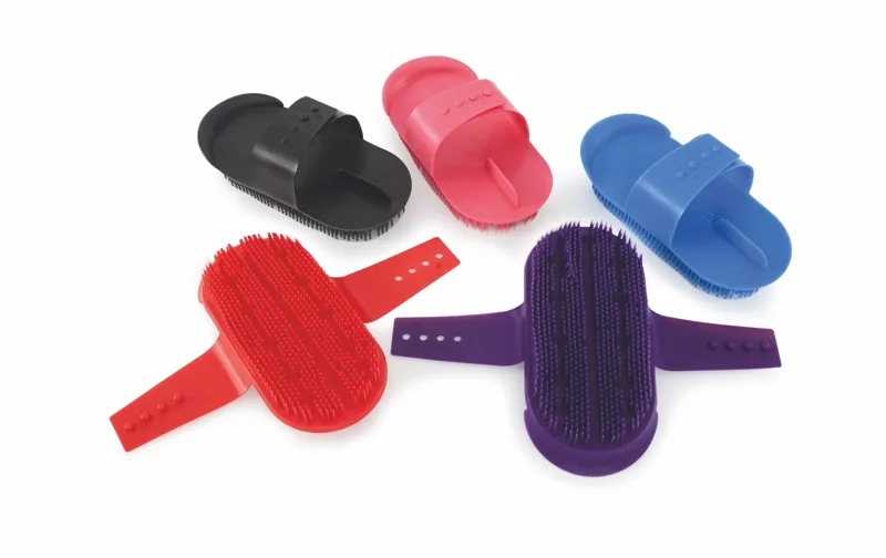 Shires Plastic Curry Comb