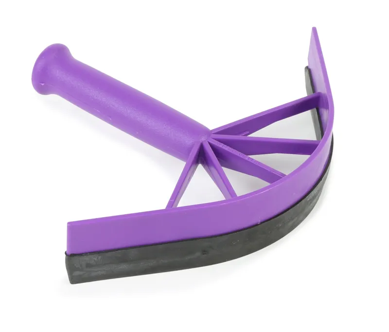 Shires Plastic Sweat Scraper-4