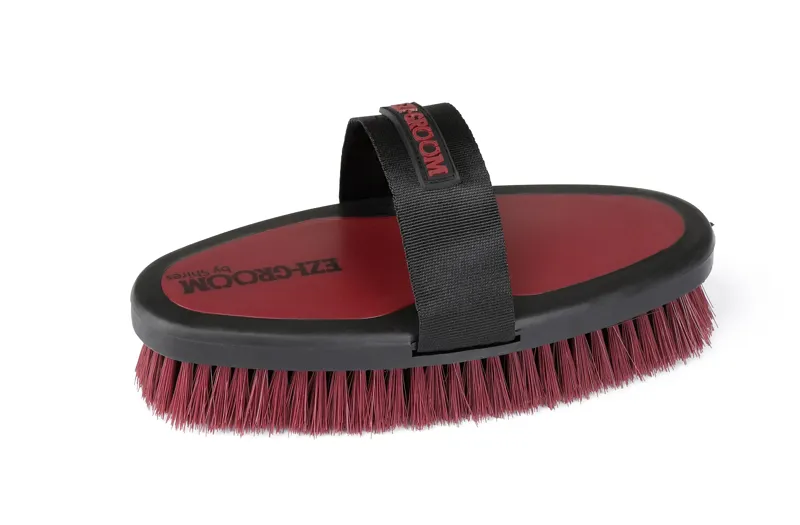 Shires EZI-GROOM Grip Body Brush - Large-4