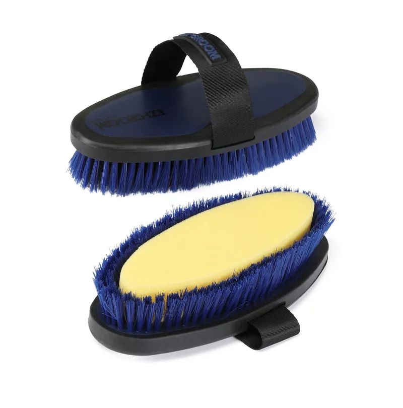 Shires EZI-GROOM Grip Body Wash Brush-8