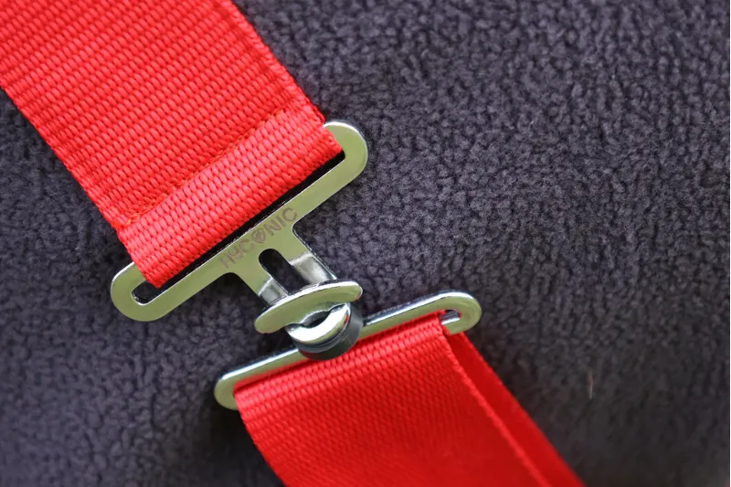 HYCONIC Fleece Rug - Charcoal/Red-3