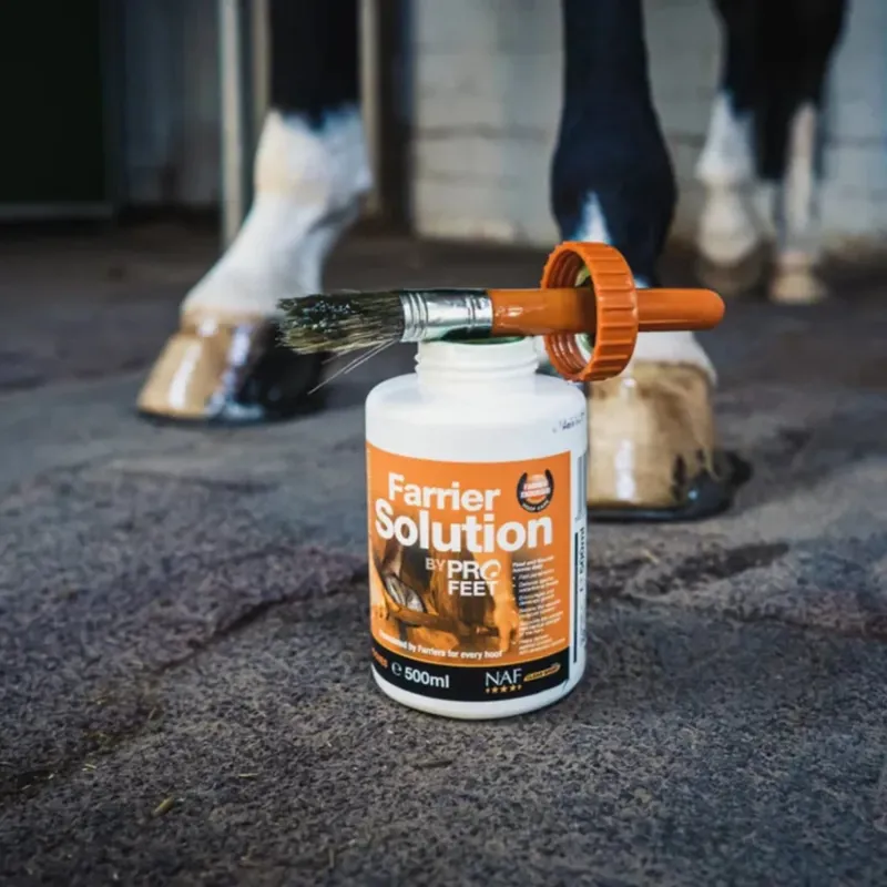 NAF ProFeet Farrier Solution - 500 ml-1