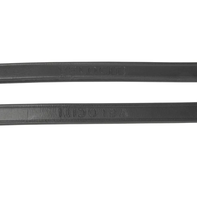Shires Lusso Curb Reins - Black 54 x 1/2-4