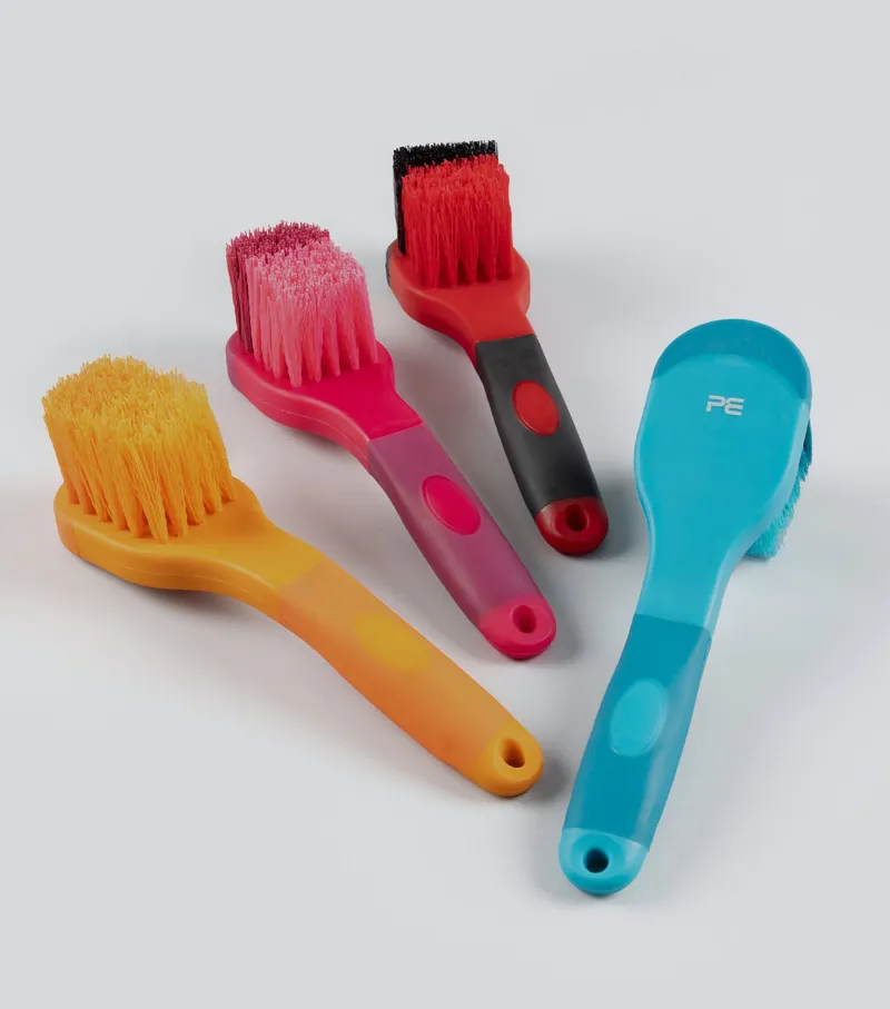 Premier Equine Soft-Touch Bucket Brush - Med Blue/Peacock-2