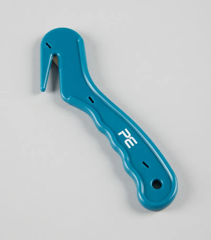 Premier Equine Yard Knife - Peacock Blue