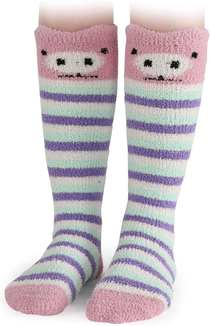 Shires Aubrion Fluffy Socks - Pig