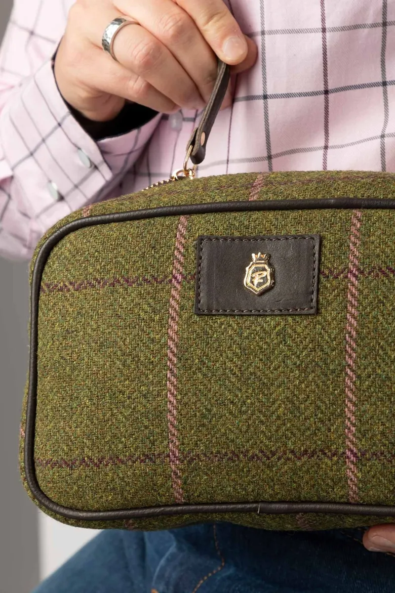 Rydale Large Helmsley Tweed Makeup Bag - Dark Green-4
