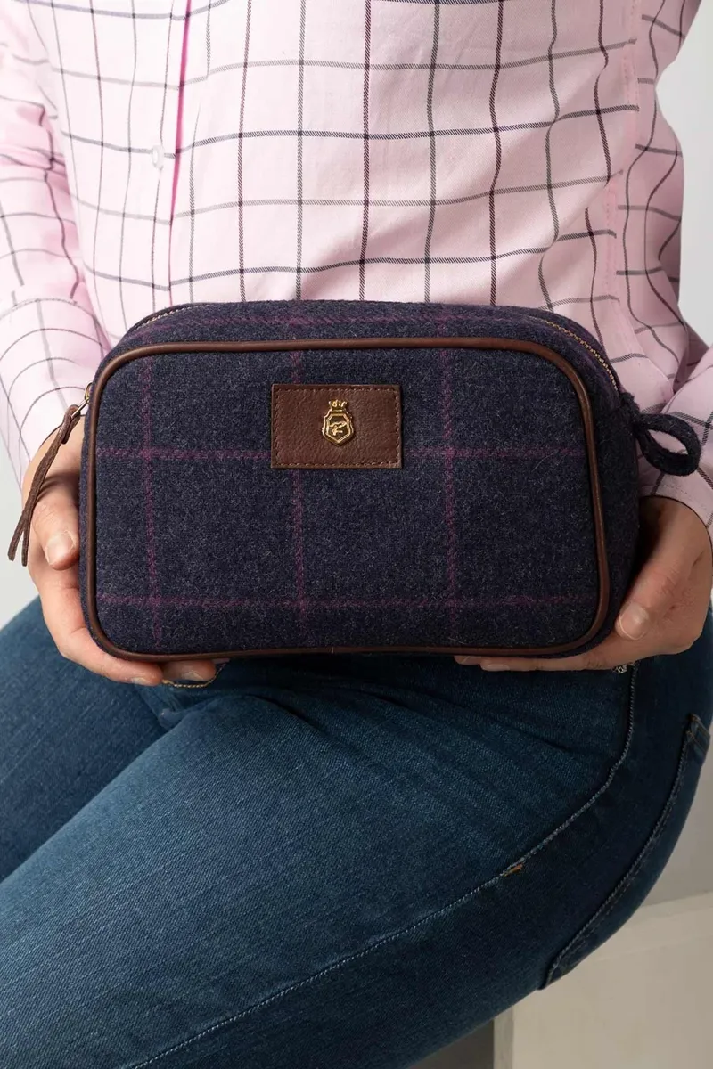 Rydale Large Helmsley Tweed Makeup Bag - Navy Tweed-3