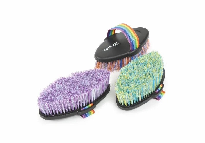 Shires EZI-GROOM Shape Up Body Brush - Large