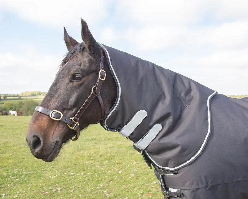Shires Tempest Plus 300g Turnout Neck Cover - Black