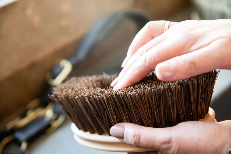 Smart Grooming Borstiq Banana Dandy Brush-2