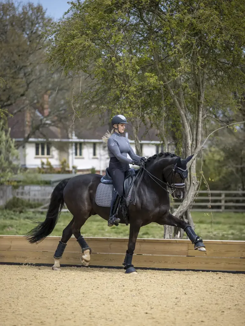 LeMieux Self-Cool Dressage Square - Grey-3