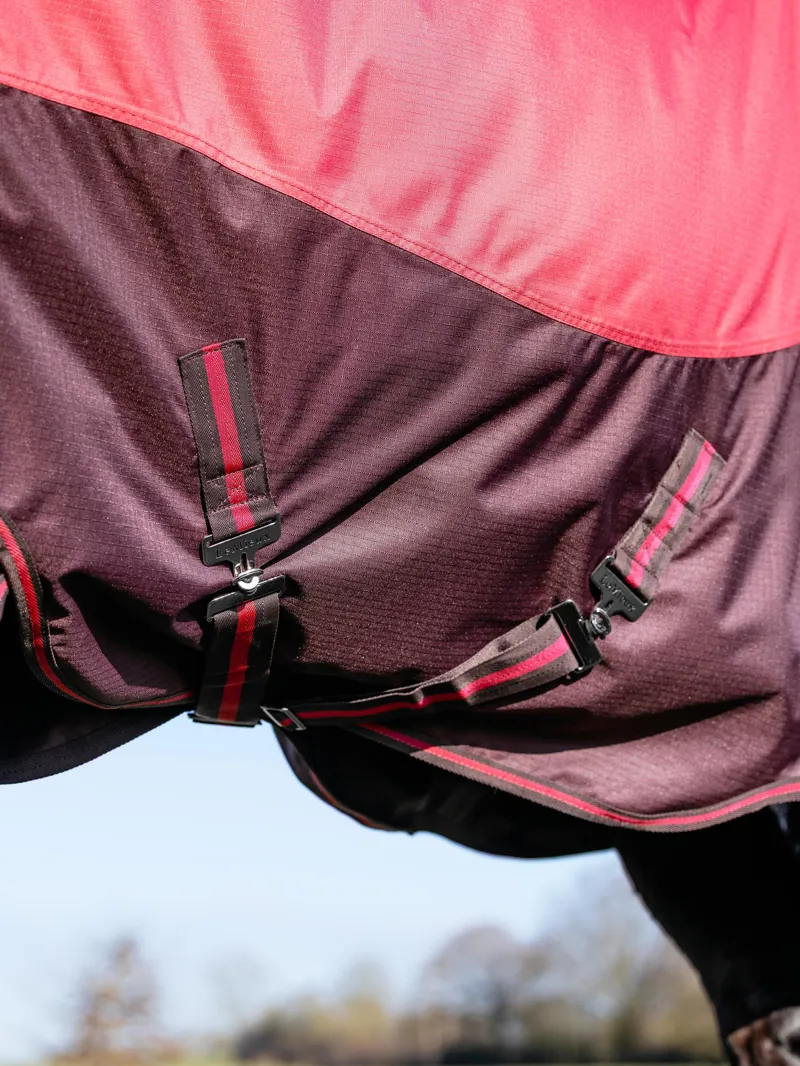 LeMieux Arika Ripstop 200g Turnout Rug - Cranberry-6