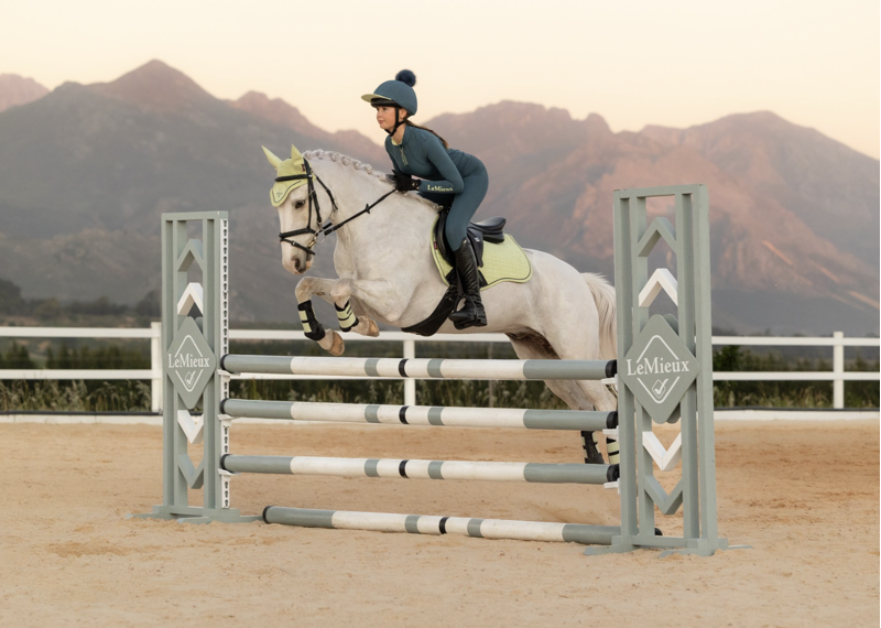 LeMieux Suede GP Square - Macaron-2