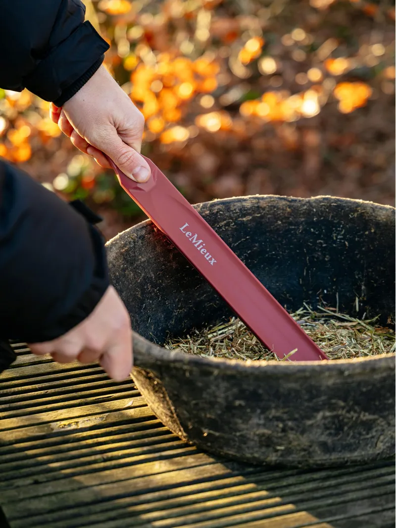 LeMieux Feed Stirrer - Red - One Size-1