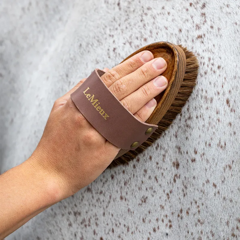 LeMieux Artisan Soft Speckled Brush - Brown-2