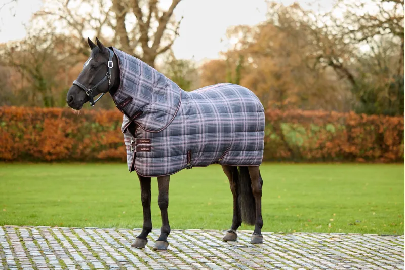 LeMieux Arika 200g Heritage Check Stable Rug with Neck - Cocoa-1