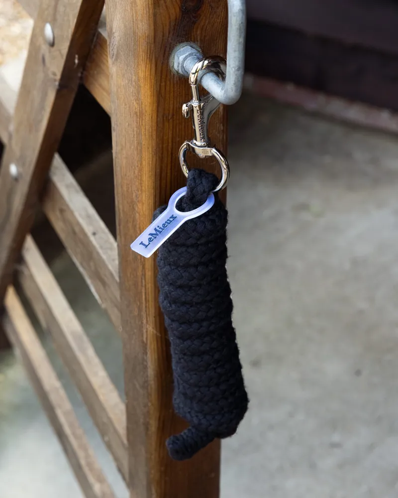 LeMieux Arika Leadrope - Black-1