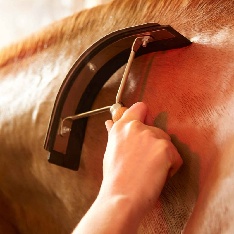 Metal Sweat Scraper With Wooden Handle - Silver-1