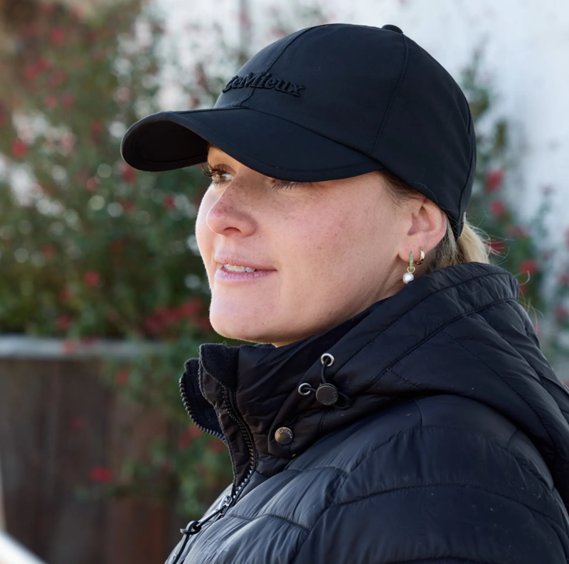 LeMieux x Sealskinz Waterproof Foldable Peak Cap - Black-1