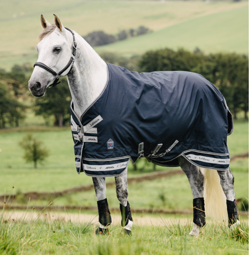 LeMieux Arika Storm-Tek Rug 50g Turnout Rug - Navy