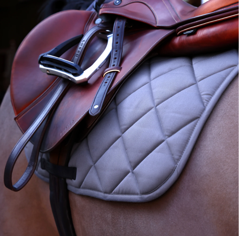 Shires ARMA Comfort Lite Saddlecloth - Grey-2