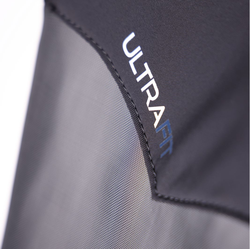 Shires FlyGuard Pro Fine Mesh Earless Fly Mask With Nose - Jet-1