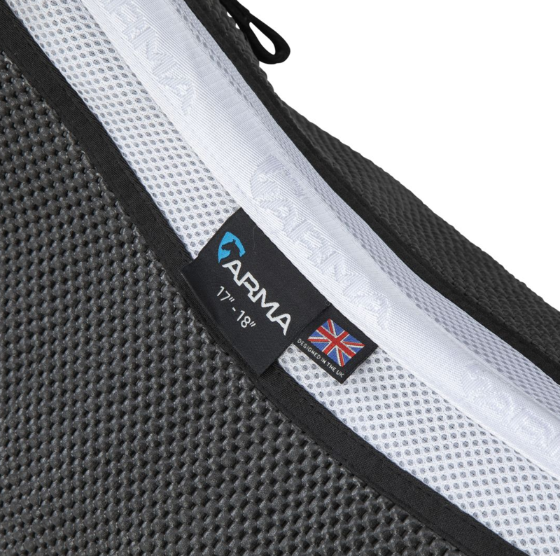 Shires ARMA Soft Grip Jump Saddlecloth - White-2