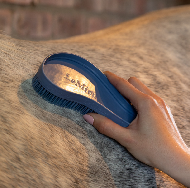 LeMieux Wizard Brush Trio - Powder Blue/Grey/Mallow -1