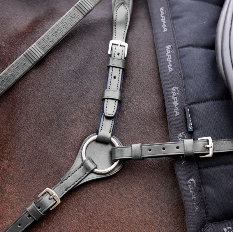 Shires Velociti LUSSO Opus Close Contact Breastplate - Black-3