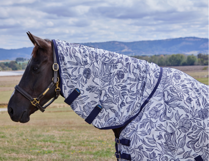 WeatherBeeta ComFiTec Limited Edition Fly Sheet Combo Rug - White/Navy Floral Print -2