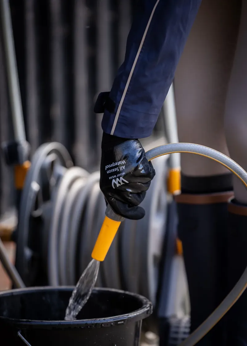 Woof Wear All Season Yard Glove - Black-1