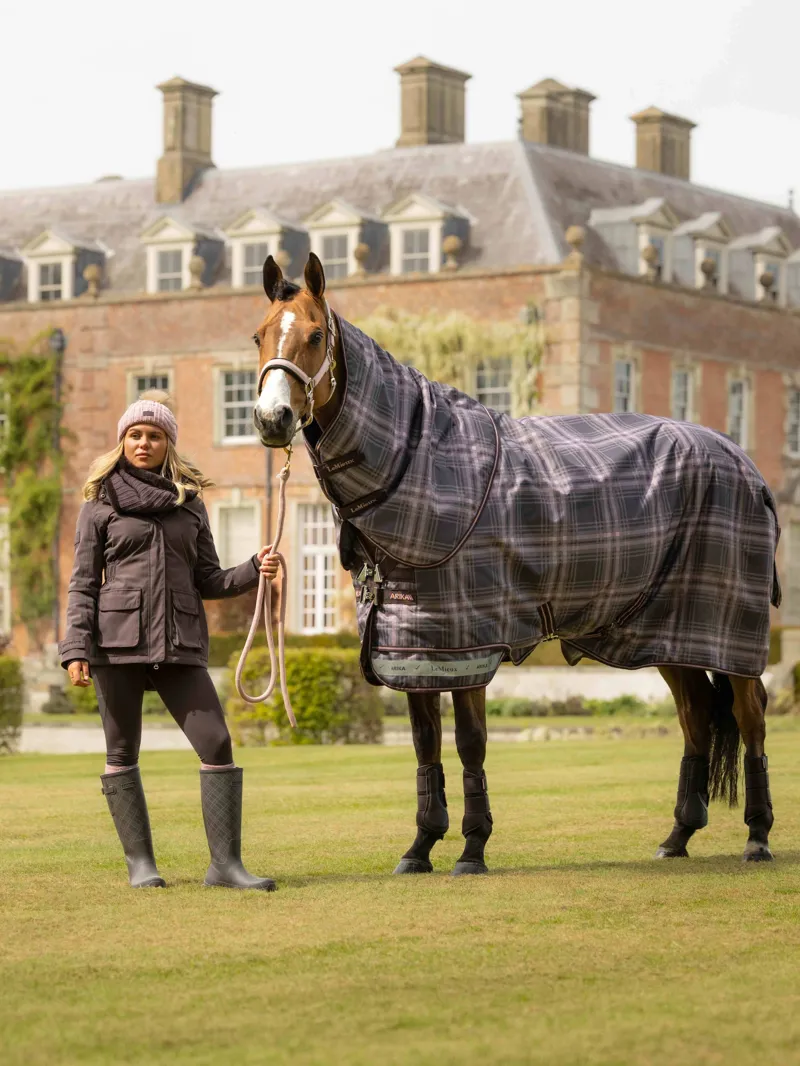 LeMieux Arika 200g Heritage Check Turnout Rug - Cocoa-1