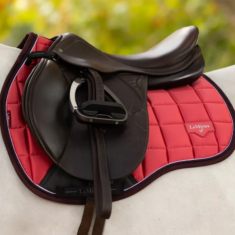 LeMieux Loire Classic Close Contact Square - Cranberry-1