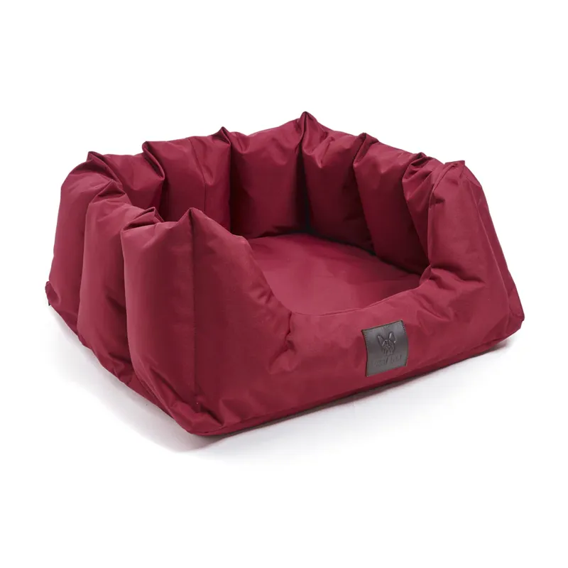 Shires Digby and Fox Nest Dog Bed - Maroon